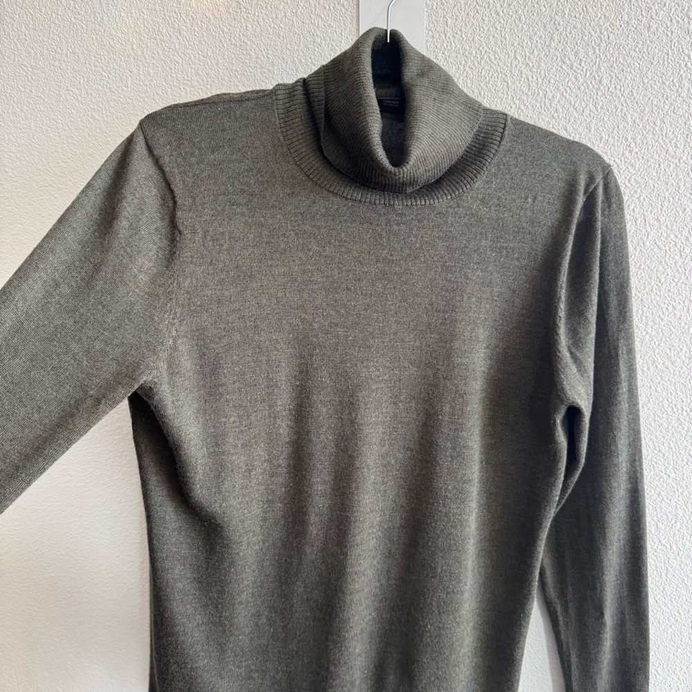 Pendleton Timeless Merino Turtleneck Sweater Pull… - image 4
